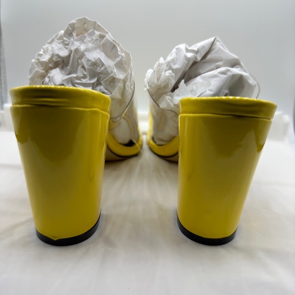 Meilikelin: Yellow Block Heel Open Toe Transparent Strap Sandals (w/o box) 8.5 - Picture 3 of 5